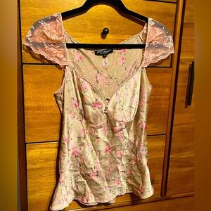 FINAL DROP Darling Vintage Silk Betsey Johnson Floral + Lace Button Blouse🕊️✨